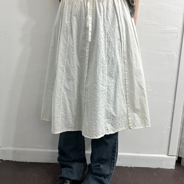 pepper tree mori white skirt