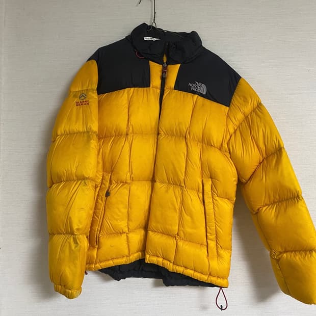 노스페이스 써밋 시리즈 눕시 다운 자켓 (옐로우/블랙)