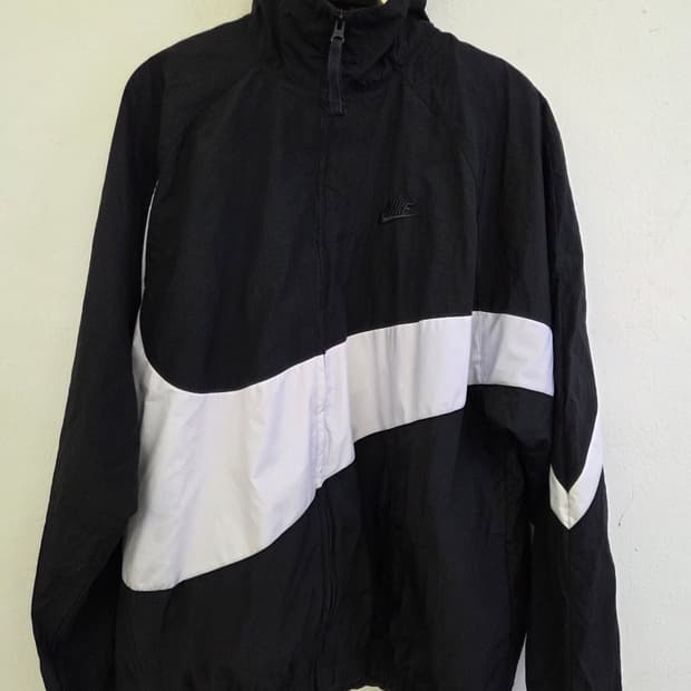 나이키 빅스우시 바람막이 XL 블랙