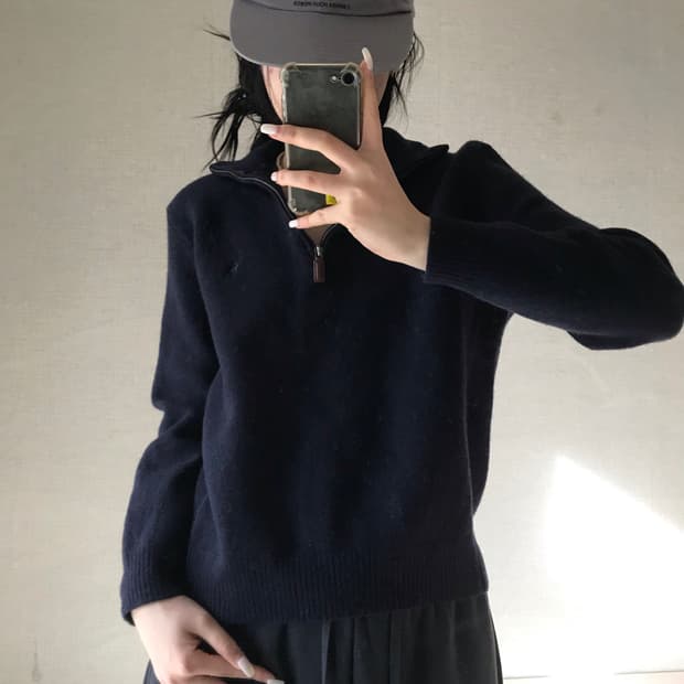 폴로 네이비 니트 반집업