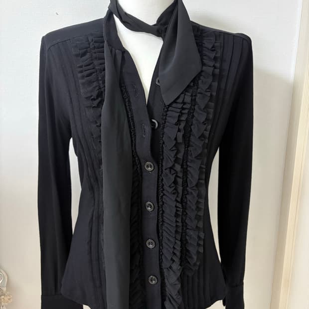 파우닝133 빈티지 아카이브 블라우스 