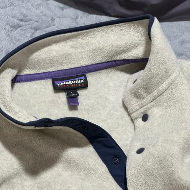 파타고니아 신칠라 풀오버 L -> M 교환