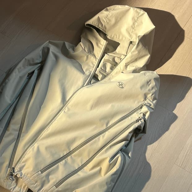 산산기어 지퍼자켓 오프화이트