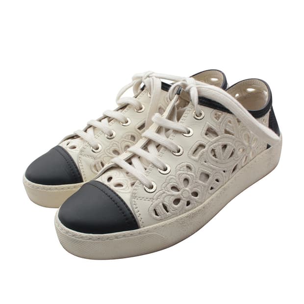 샤넬 아이보리 아일렛 어퍼 캡토 스니커즈 36