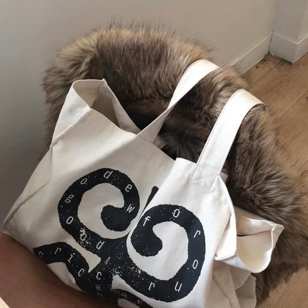 88큐레이트 캔버스 백 새상품