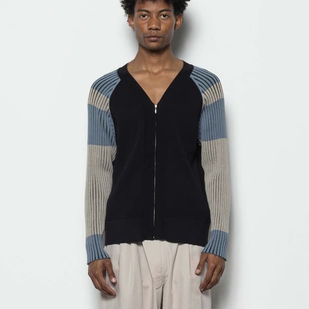 키코 코스타디노브 이넥스 가디건