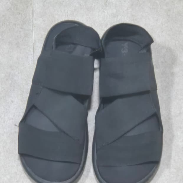 Y3 샌들 275