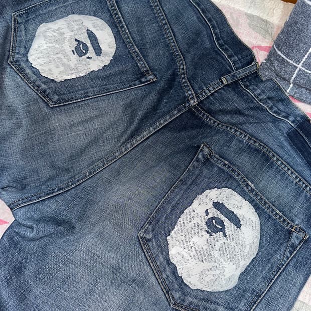 베이프 사루 데님팬츠