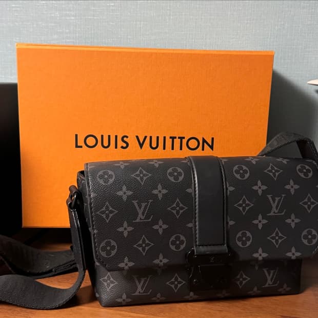 루이비통 메신저백