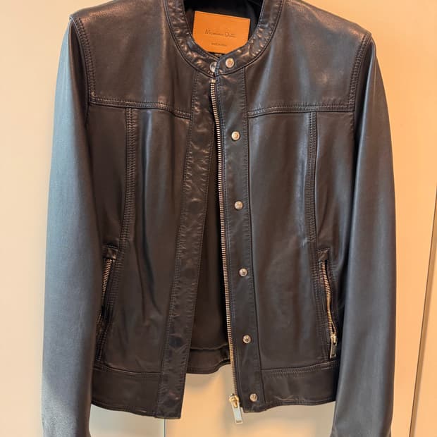 마시모두띠 Massimo dutti 가죽자켓 (s 사이즈)