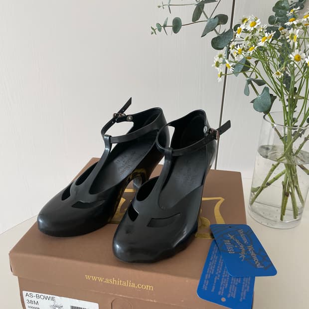 비비안웨스트우드 멜리사 티스트랩 젤리슈즈