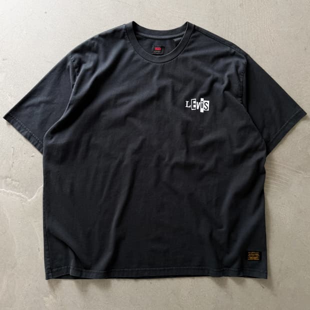 Vintage Levi's Black T-Shirt