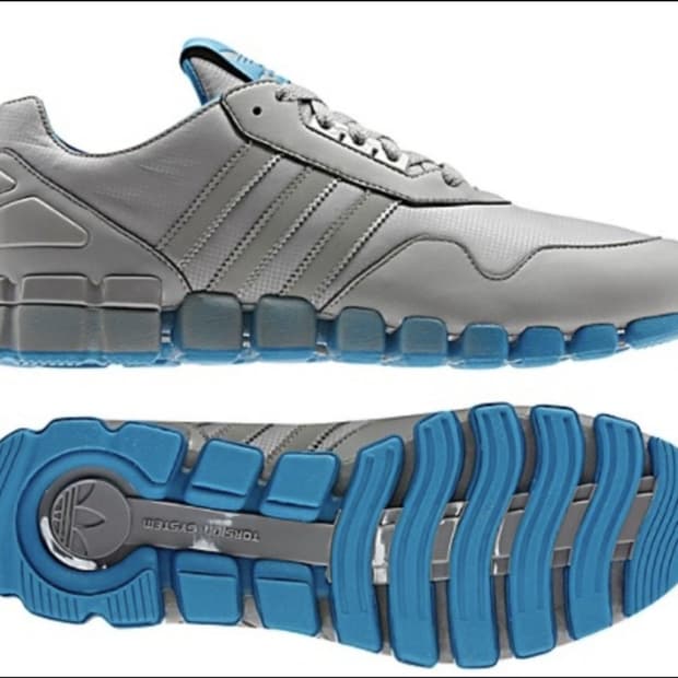 [판매]Adidas 아디다스 오리지널스 메가토션 플렉스 270 US 9