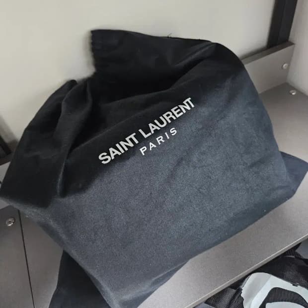 생로랑 블랙 토트백