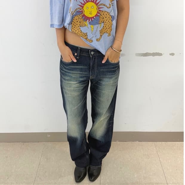 Vintage Levi’s washed pants