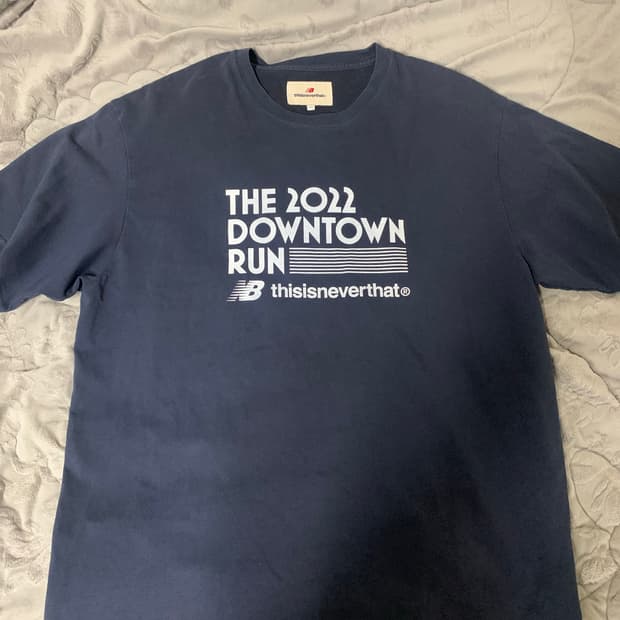 뉴발 디네댓 콜라보 네이비 반팔티 (L)