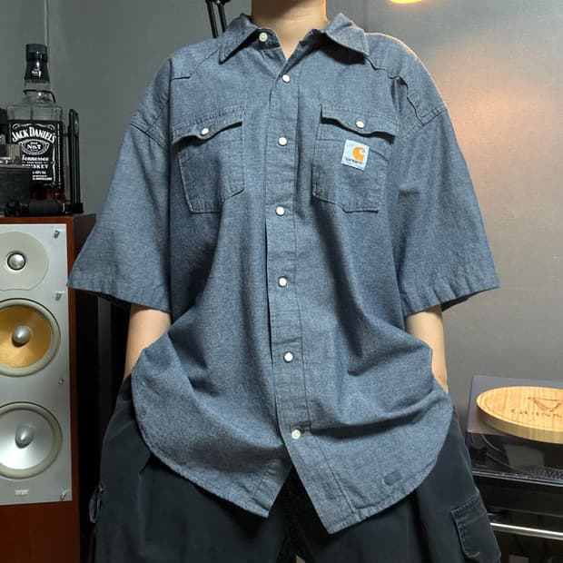 칼하트 반팔셔츠