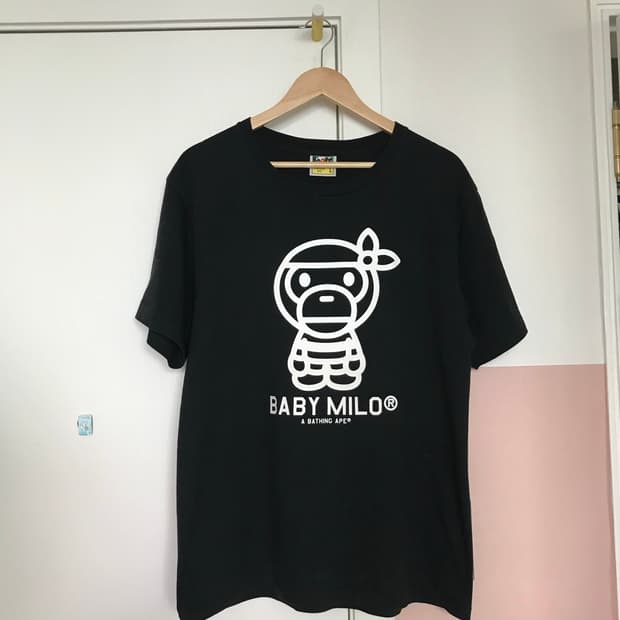 베이프 베이미마일로 해적실루엣 블랙 반팔