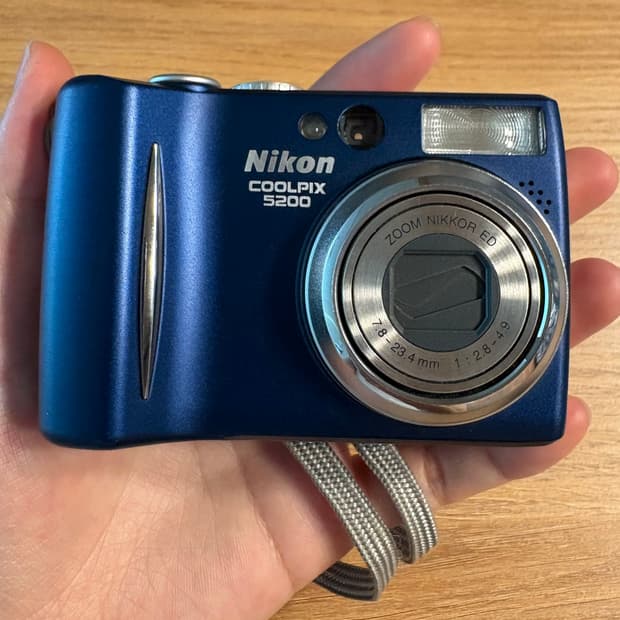 니콘 쿨픽스 5200 coolpix