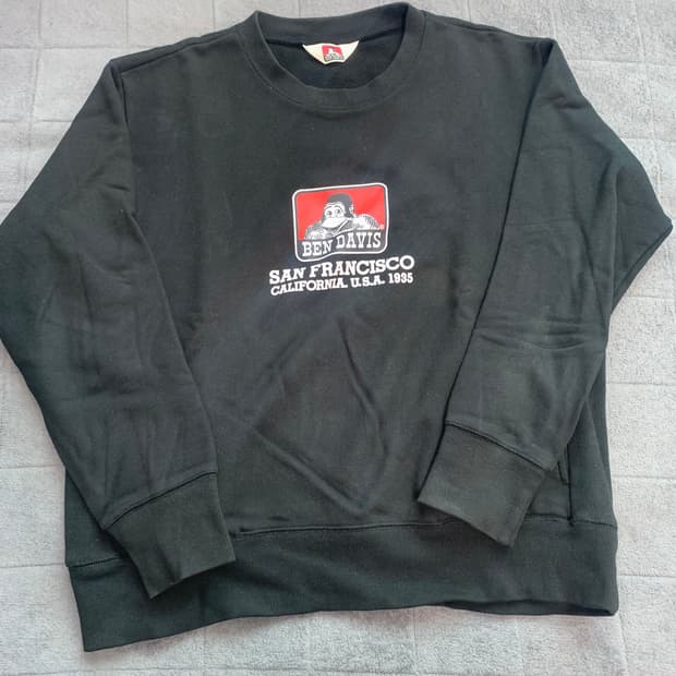 벤 데이비스 검정 맨투맨 L