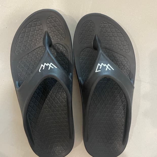 콤피아웃도어가먼츠 쪼리 270