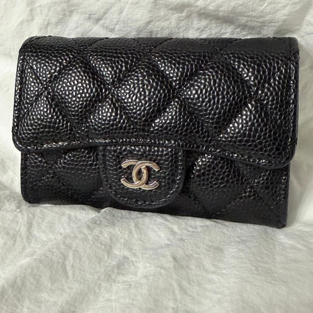 샤넬 캐비어 블랙 카드지갑
