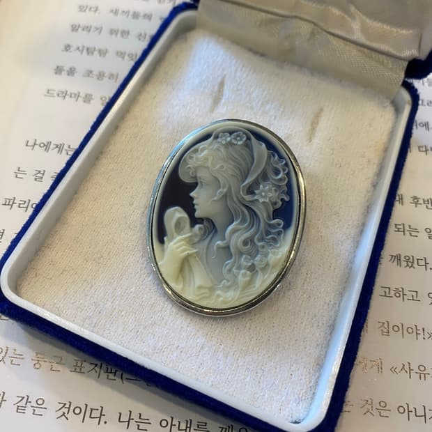 빈티지 리얼 쉘 카메오 브로치