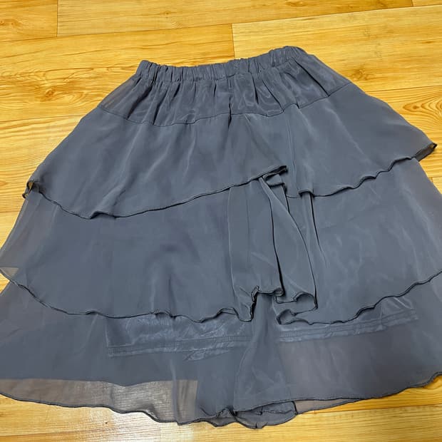 캉캉 미디 스커트