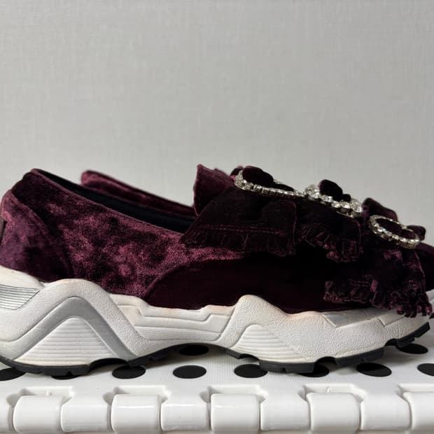 슈콤마보니 여성 스니커즈 235