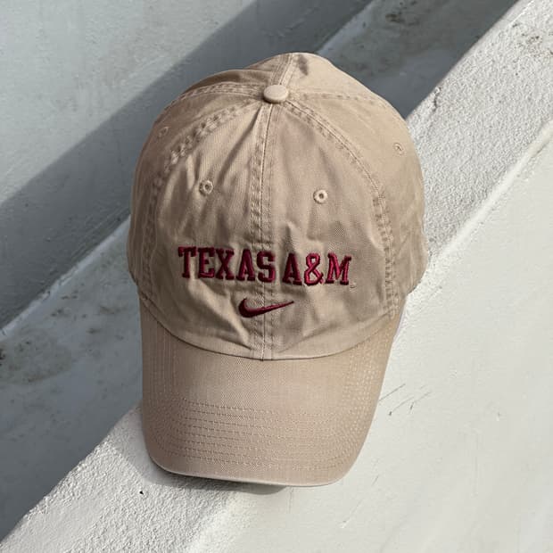 [F] 00s 나이키 텍사스 A&M 베이지 볼캡 모자