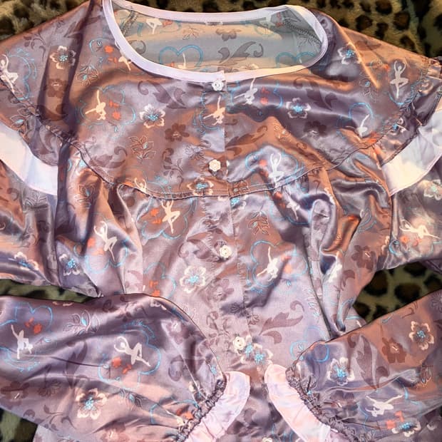 jpn 발레리나 새틴 블라우스