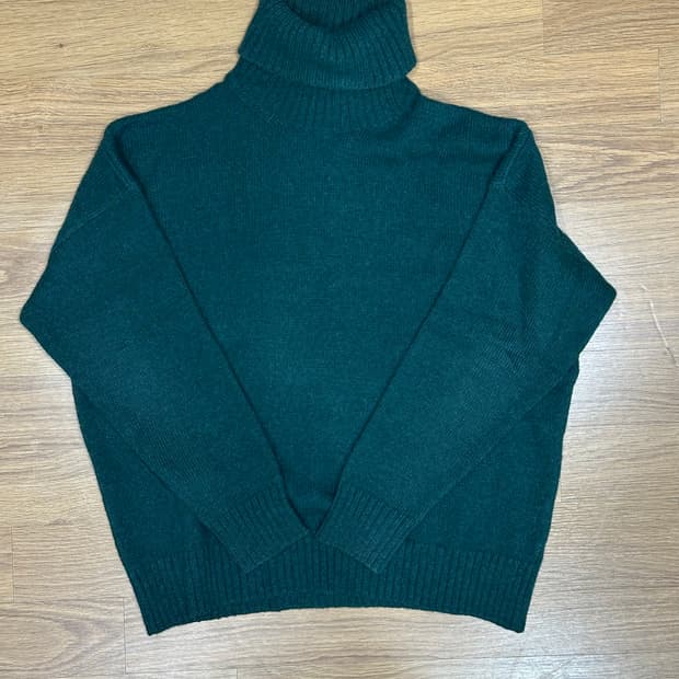 [M] 아미 터틀넥 스웨터 풀오버 그린
