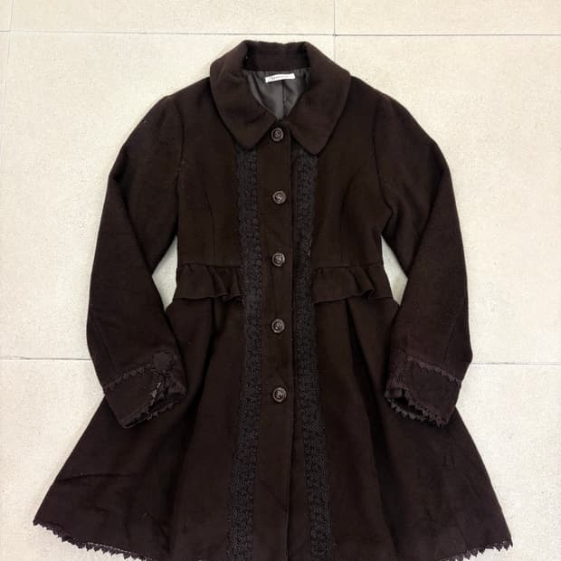 엑시즈팜 브라운 코트