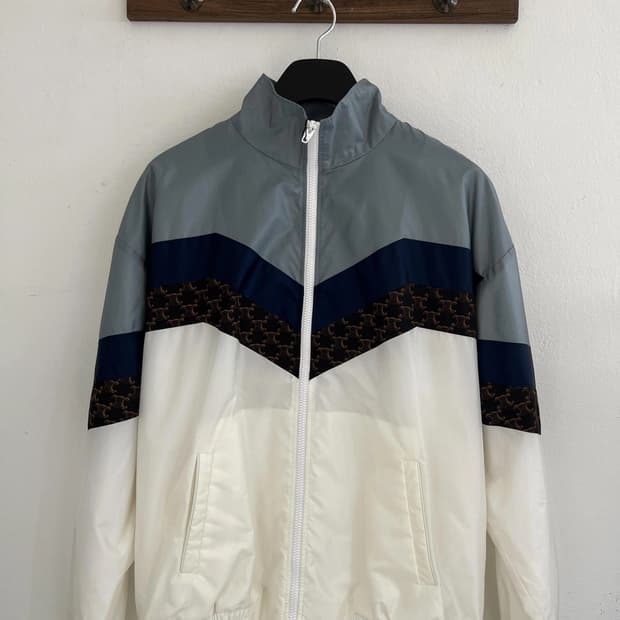 셀린느 바람막이