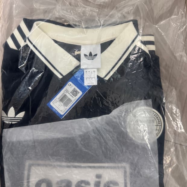 오아시스 x 아이다스 반팔져지