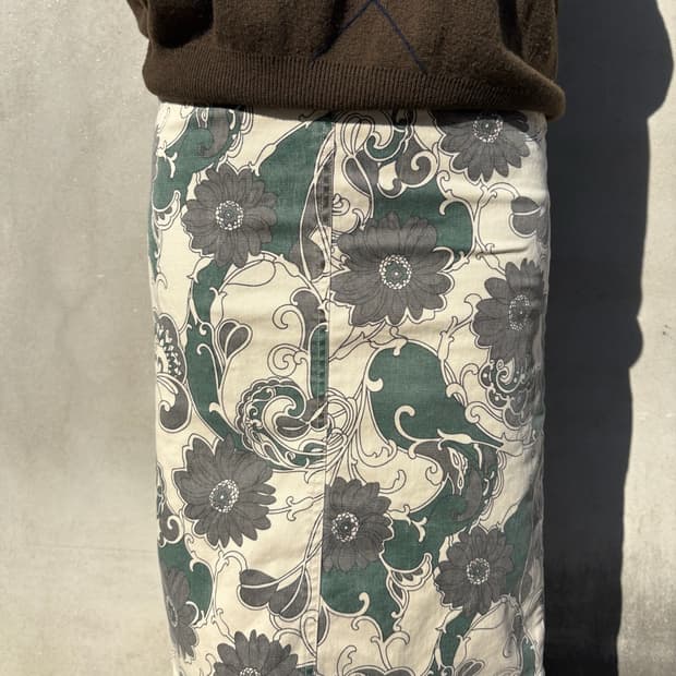 플라워 패턴 미디스커트