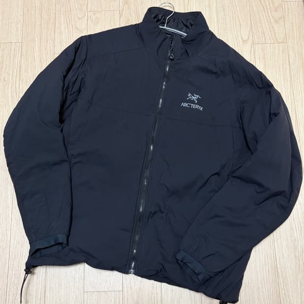 [XL] 아크테릭스 아톰lt 논후드 블랙