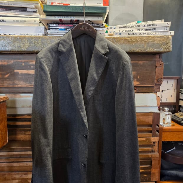 휴고보스 블랙라벨 자켓