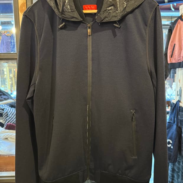 ZARA MAN 블랙 후드집업