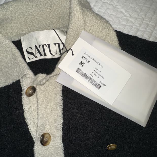 ❗️새상품❗️세터 울 부클 니트 satur