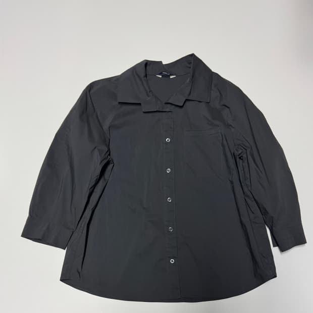 여성 헤지스 hazzys 23년도 포켓 셔츠 카키