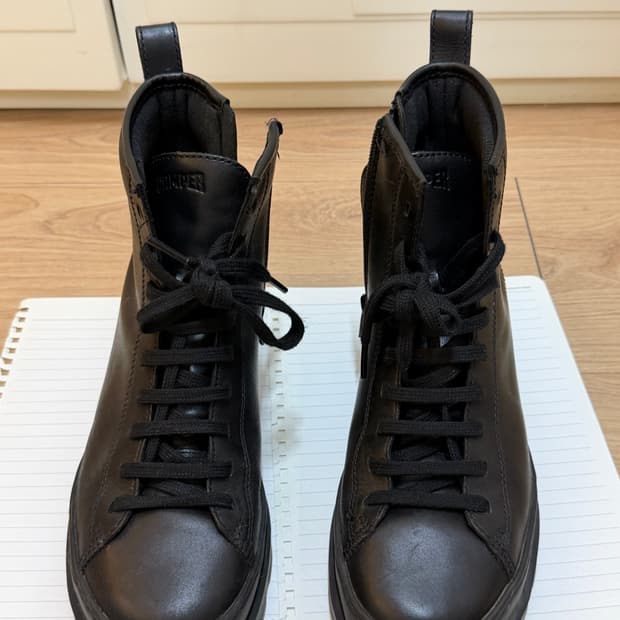 캠퍼 블랙 가죽 워커 37사이즈