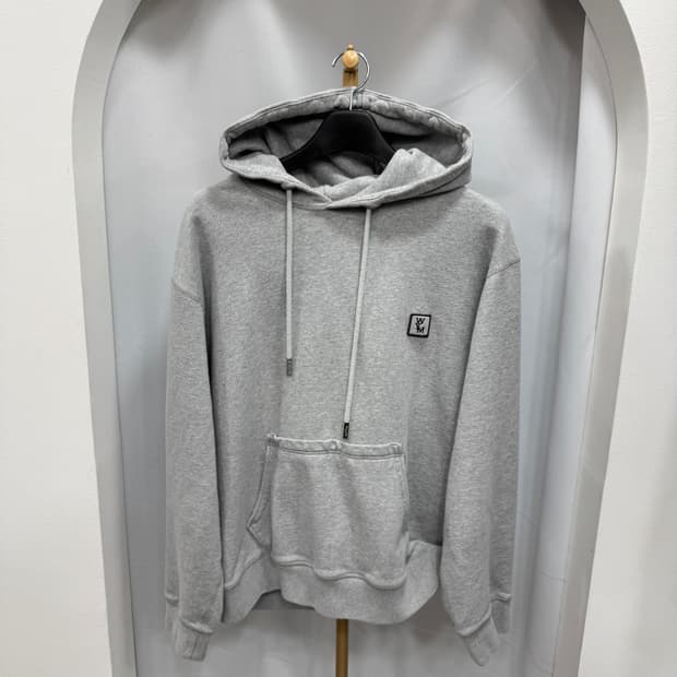 우영미 백로고 후드티 52사이즈 