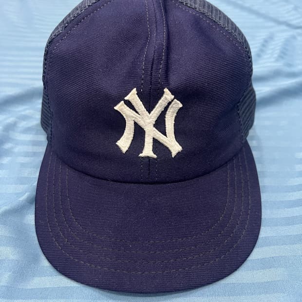 90s 빈티지 양키즈 트러커 캡 모자