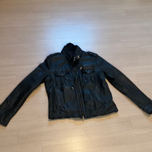 이태리산 블랙 가죽 레더 자켓 m사이즈