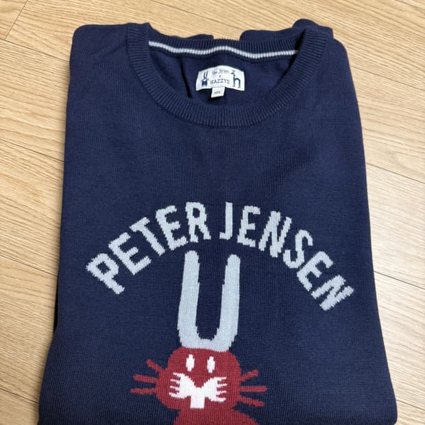 헤지스 피터젠슨 콜라보 니트