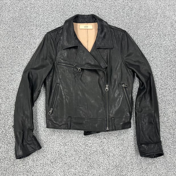 아떼 바네사브루노 라이더 가죽 자켓