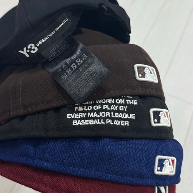 뉴에라, y-3  볼캡 스냅백 팝니다 