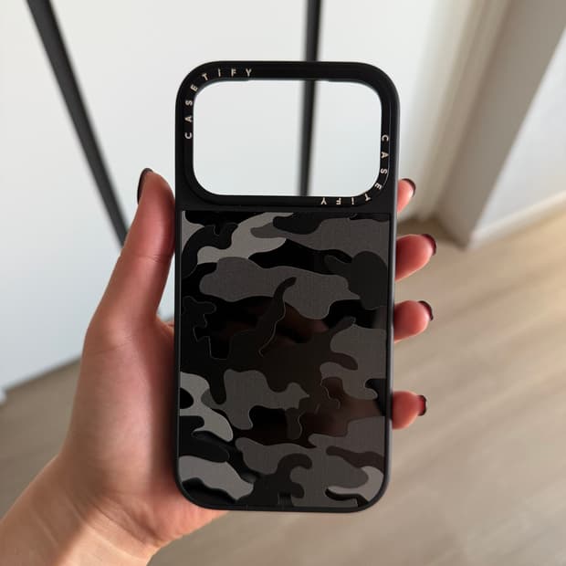케이스티파이 아이폰17 Pro 카모 블랙 미러 맥세이프 케이스