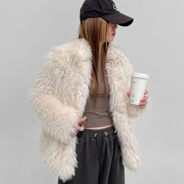 블랙업 퍼자켓 안감누빔